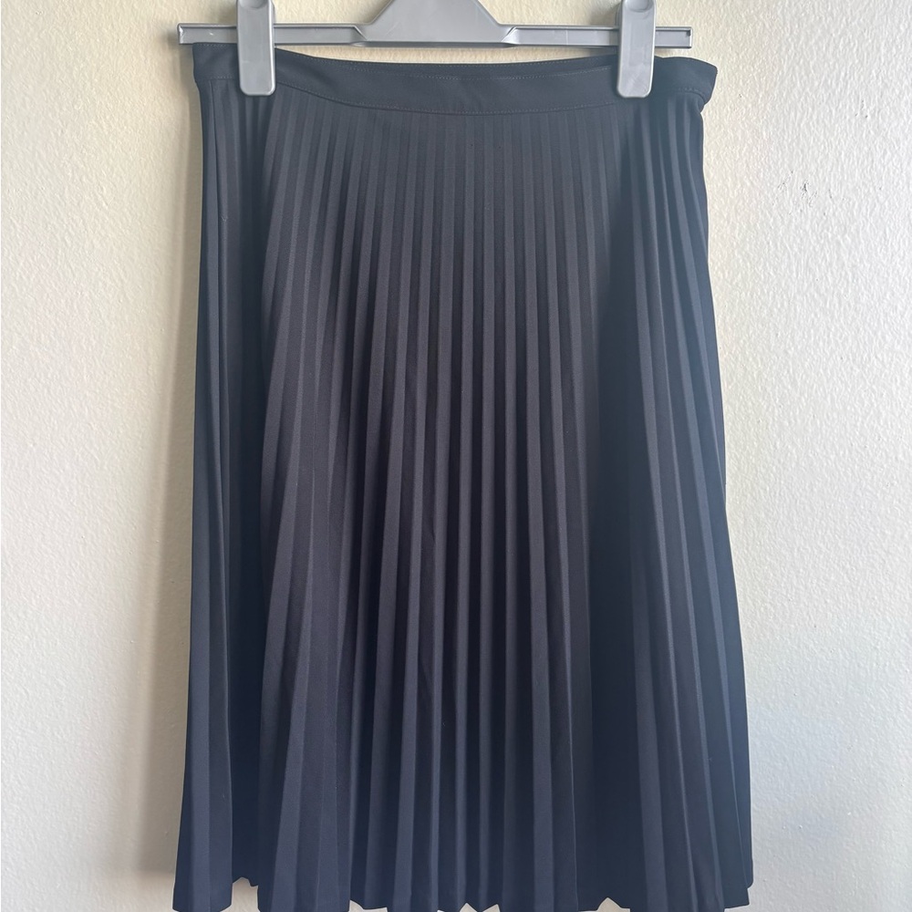 GAP Black Midi Pleated Skirt